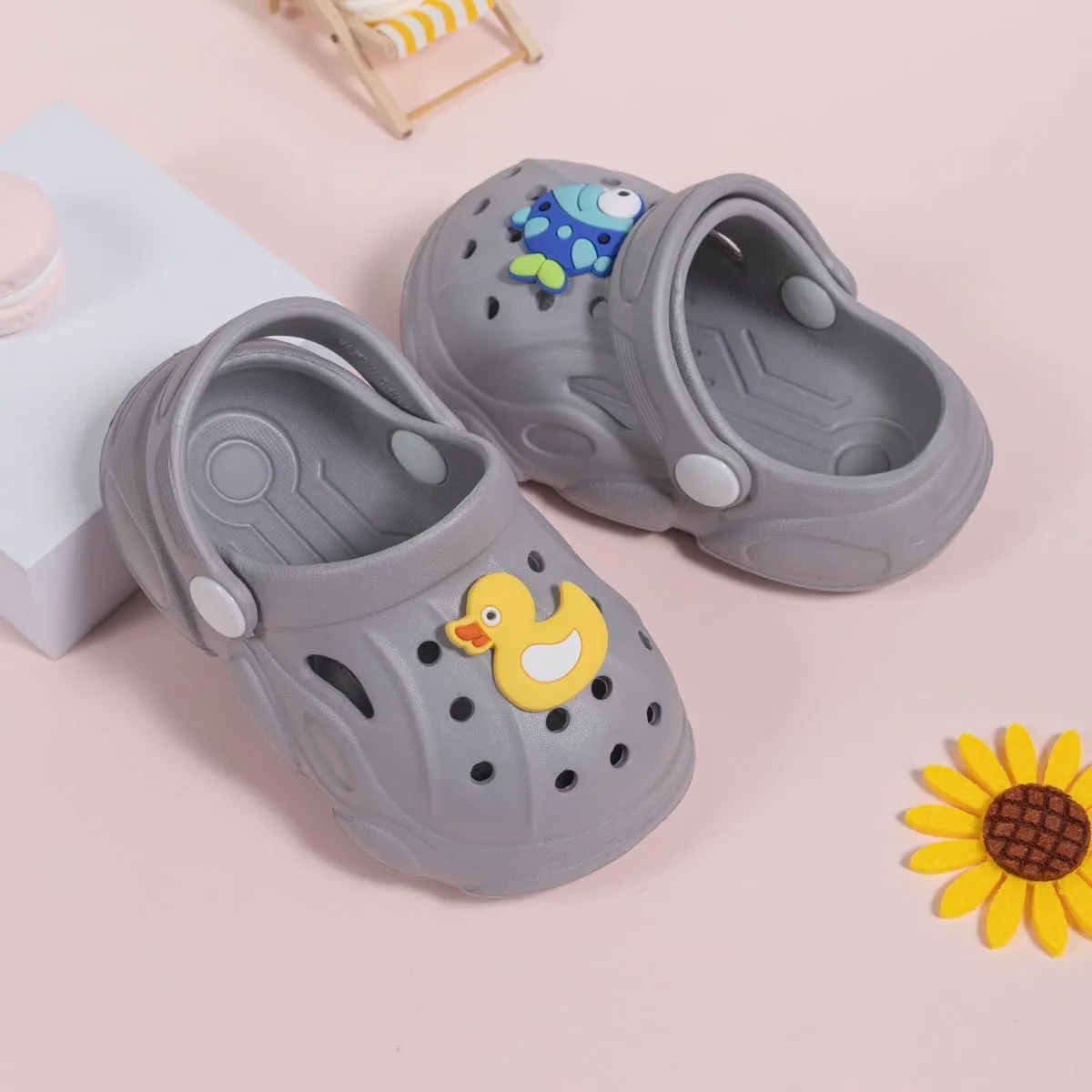 Toddler Cute Garden Clogs Boys Girls Slip On Shoes Summer Lightweight Outdoor Slides Sandals Infant Children Beach Pool Shoes (Toddler/Little Kids)