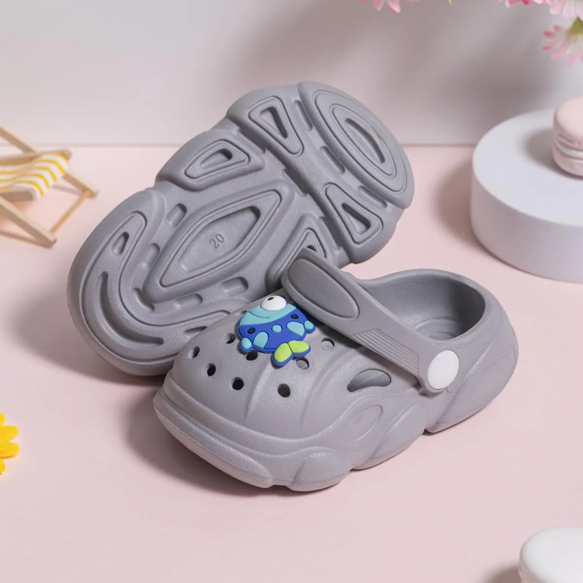 Toddler Cute Garden Clogs Boys Girls Slip On Shoes Summer Lightweight Outdoor Slides Sandals Infant Children Beach Pool Shoes (Toddler/Little Kids)