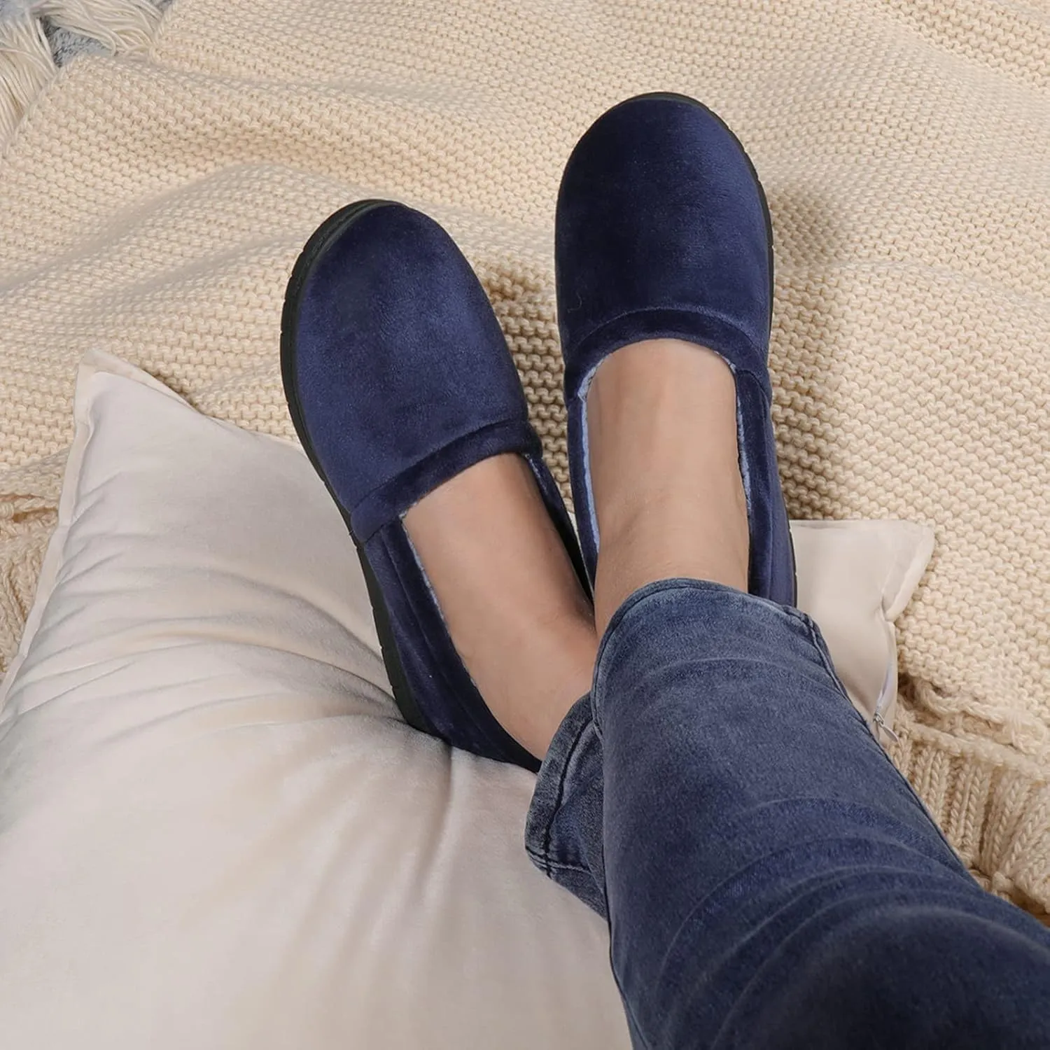 ULTRAIDEAS Women's Grace Closed Back Slippers, Memory Foam Loafer House Shoes with Rubber Sole